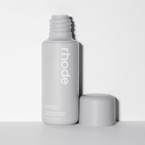 By Hailey Bieber Glazing Milk 140ml/ 4.7 fl oz, White